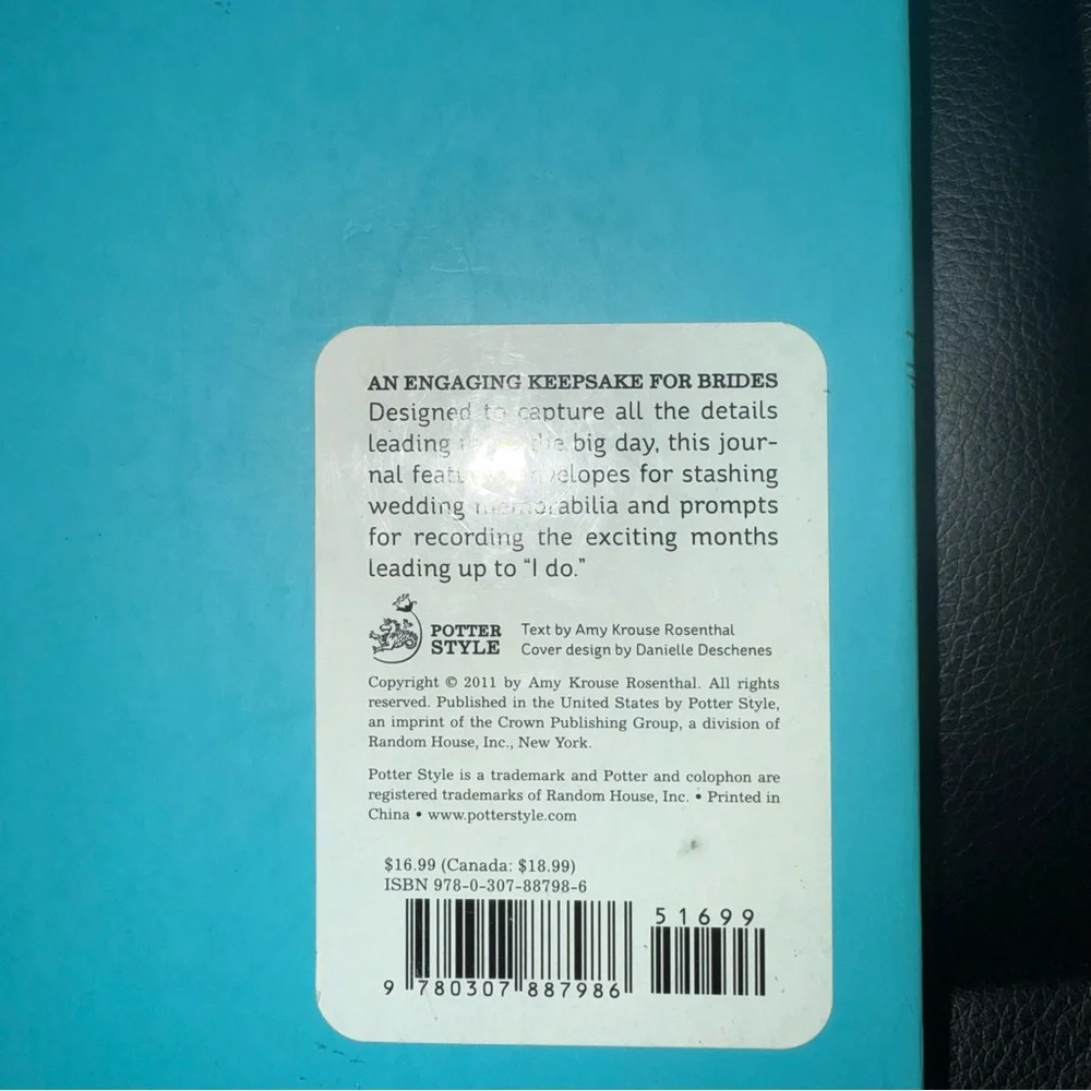 NewBlue Bride To Be Book - Picture 2 of 5